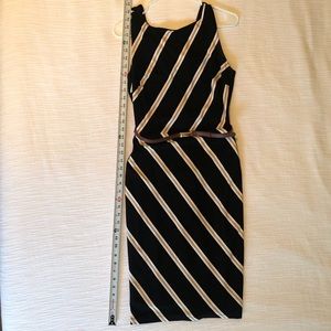 Striped, lightly fitted dress with belt
